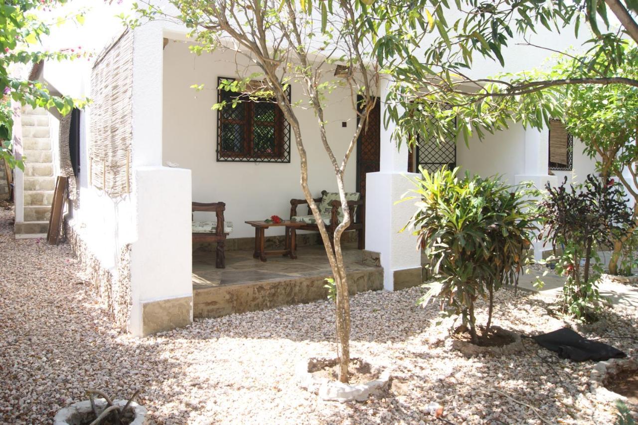 Luciano & Grace Apartments Watamu Buitenkant foto