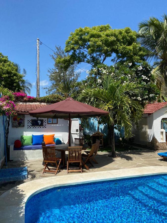 Luciano & Grace Apartments Watamu Buitenkant foto