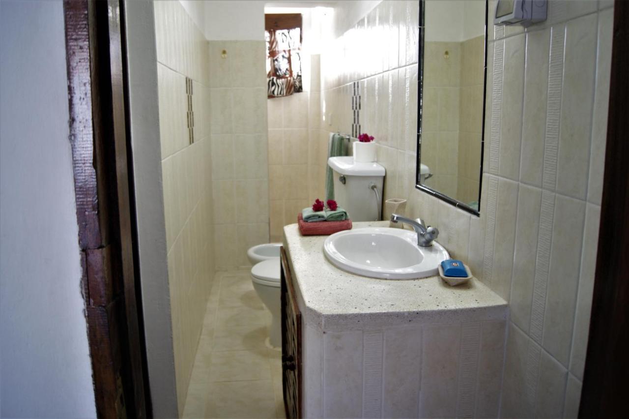 Luciano & Grace Apartments Watamu Buitenkant foto