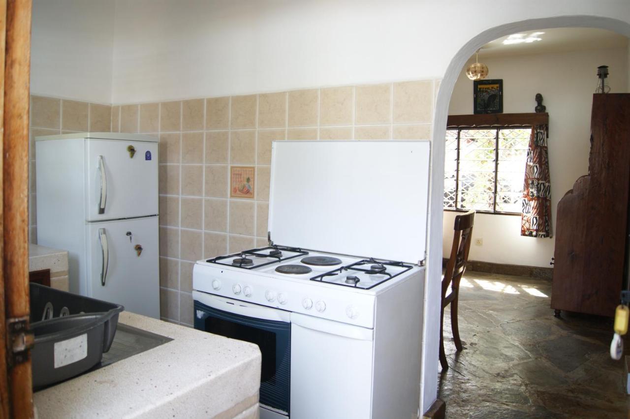 Luciano & Grace Apartments Watamu Buitenkant foto