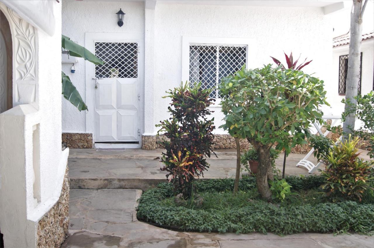 Luciano & Grace Apartments Watamu Buitenkant foto