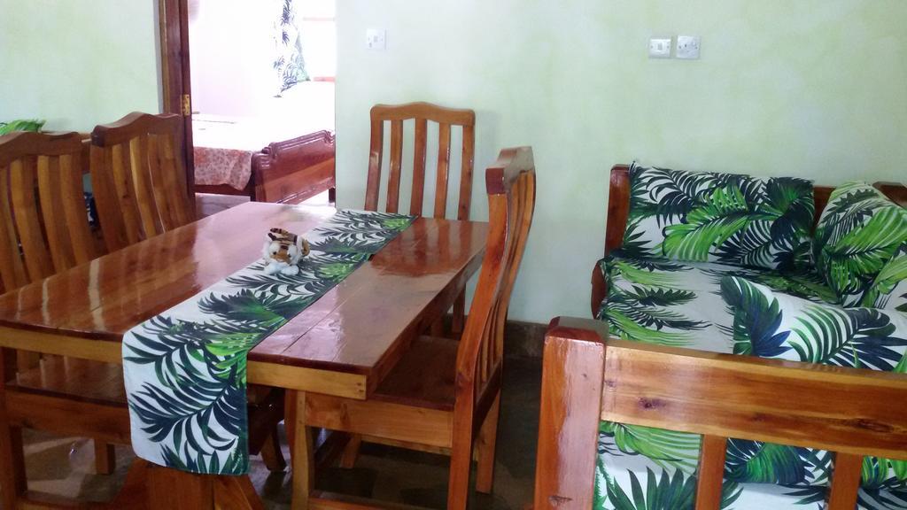 Luciano & Grace Apartments Watamu Buitenkant foto